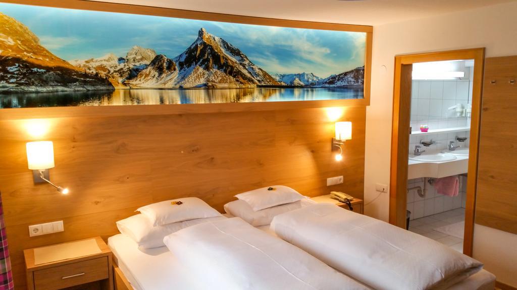 Pension Iris Lech am Arlberg Exterior photo